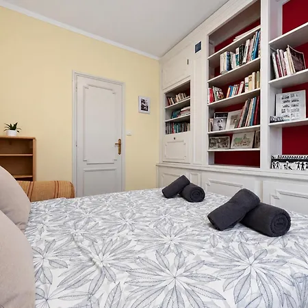 Appartement Maison Authentique A - Jardin & Garage